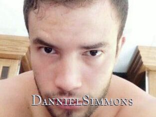 Danniel_Simmons