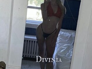 Divinia