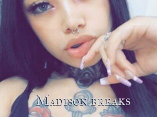 Madison_breaks