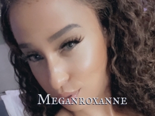 Meganroxanne