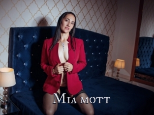 Mia_mott