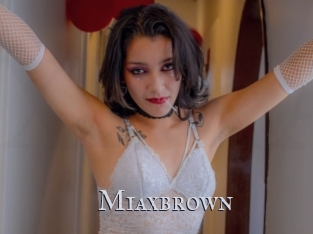 Miaxbrown