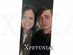 Xpetuniax